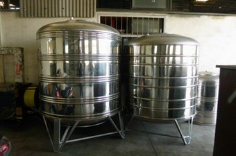 Stainless Steel Water Storage Tank